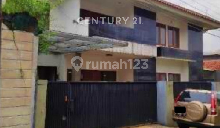 Rumah 2 Lantai Siap Huni Lokasi Dalam Komplek di Kebayoran Lama 1