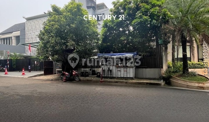 Dijual Rumah Di Lokasi Yang Sangat Strategis Di Kebayoran Baru Dijual Rumah Di Lokasi Yang Sangat Strategis Di Kebayoran Baru