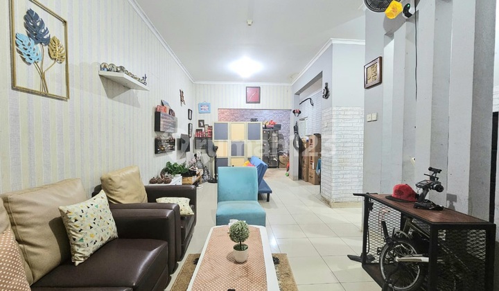 ******** Rumah Hook Di Dekat Cluster Bintaro Exchange Mall 2