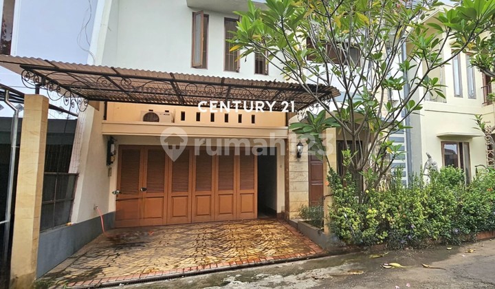Rumah Dijual Di Dalam Cluster Di Fatmawati Strategis Dekat MRT Rumah Dijual Di Dalam Cluster Di Fatmawati Strategis Dekat MRT
