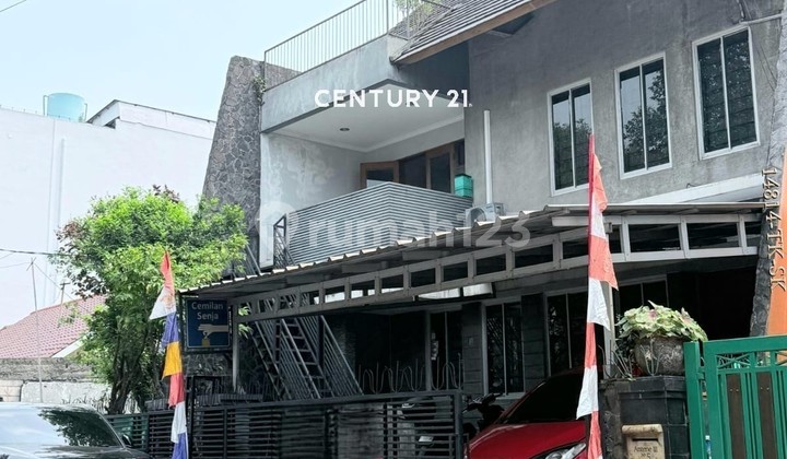 Dijual Rumah 3 Lantai Lokasi Strategis Di Radio Dalam Jak Sel Dijual Rumah 3 Lantai Lokasi Strategis Di Radio Dalam Jak Sel
