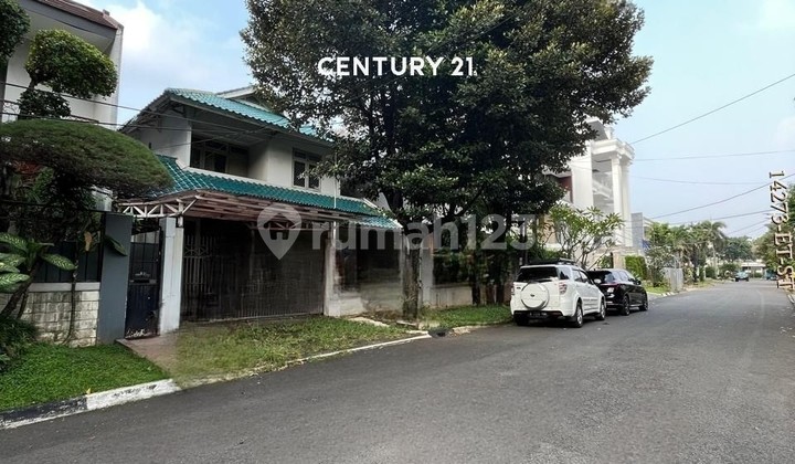Dijual Rumah Lokasi Strategis Dan Asri Di Pondok Indah