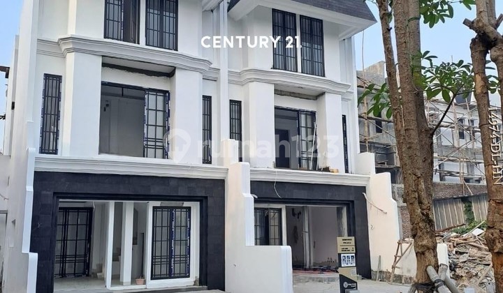 Disewakan Rumah 3 Lantai Siap Huni Di Bintaro Jakarta Selatan
