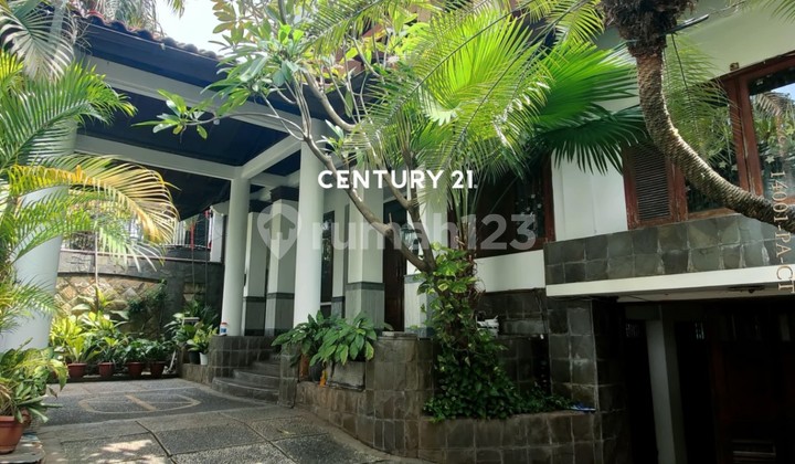 For Sale House in Kebayoran Baru Close to SCBD South Jakarta