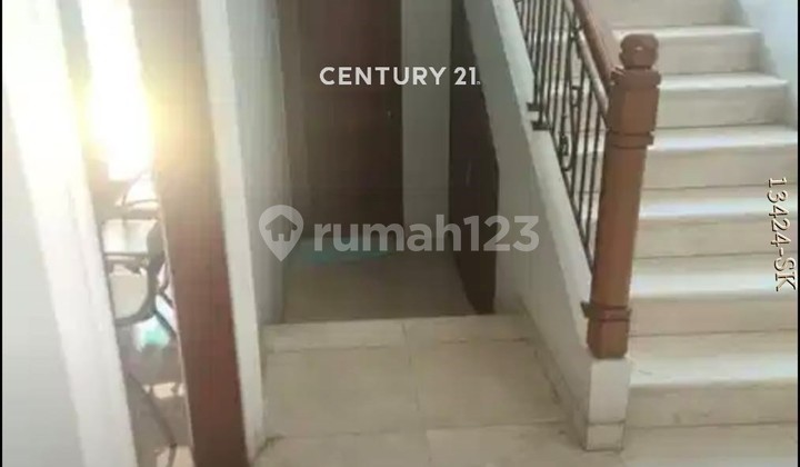 For Sale House With Large Land In Lebak Bulus 2