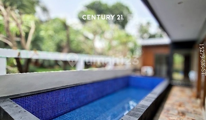 Disewakan Rumah Posisi Hook Ada Kolam Renang Di Bintaro Sektor 9 Disewakan Rumah Posisi Hook Ada Kolam Renang Di Bintaro Sektor 9