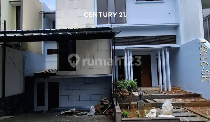 For Sale: Ready-to-Occupy House in Lebak Bulus Cluster, South Jakarta