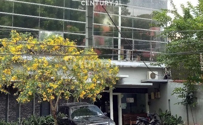 Dijual Kost 3 Lantai Masih Terisi Penyewa