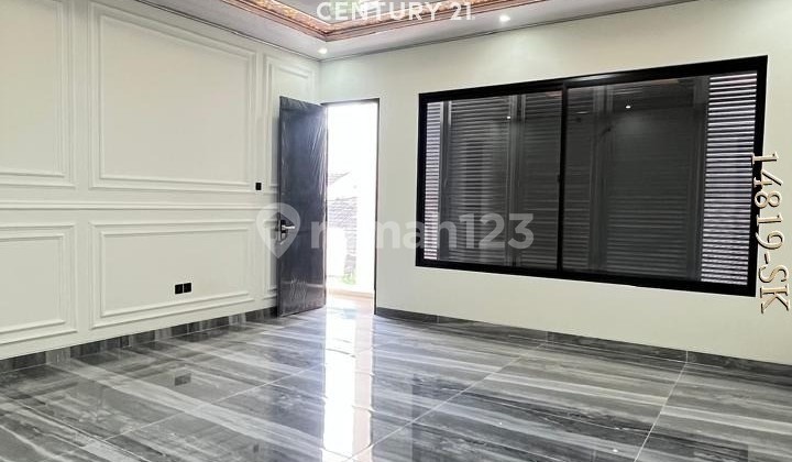 For Rent Newly Renovated Ready-to-Occupy House in Sector 2 Bintaro Jaya For Rent Newly Renovated Ready-to-Occupy House in Sector 2 Bintaro Jaya