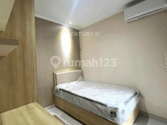 For Sale Fully Furnished House in Kebayoran Bintaro 2