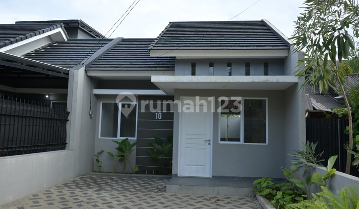 Nice 2-story strategic house with SHM in Pondok Cabe, Tangerang. 2