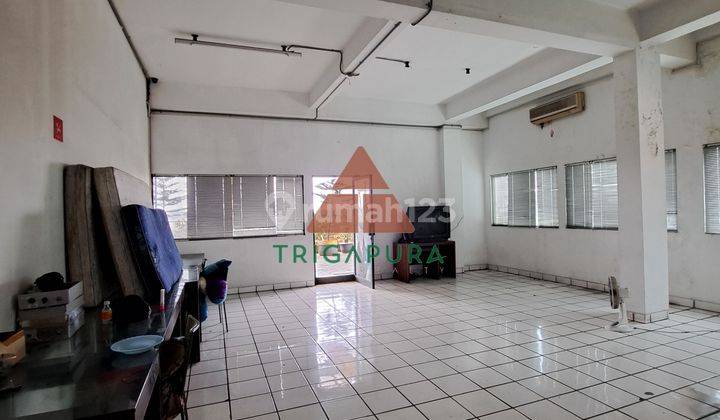 Kebon Jeruk, Kedoya, Gedung 4 Lantai 19
