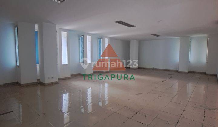 Kebayoran Baru, Gedung 3 Lantai + 2 Basement 7
