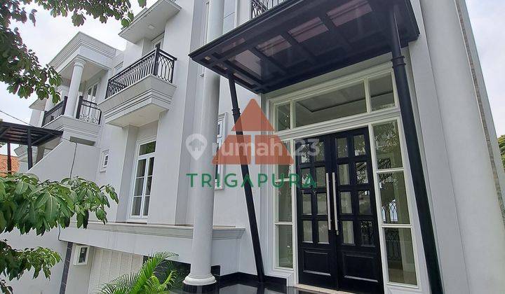 Kebayoran Baru, Brand New & Luxury House, Jalan Lebar 1