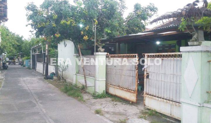 rumah lokasi strategis di makam haji  1