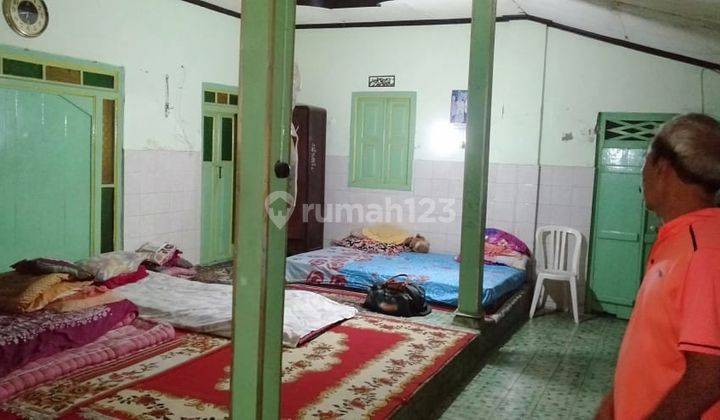 Rumah Klasik Ditengah Kota Solo 2