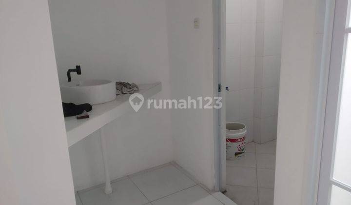 Ruko Baru Siap Pakai di Baturan, Colomadu, Karanganyar  7