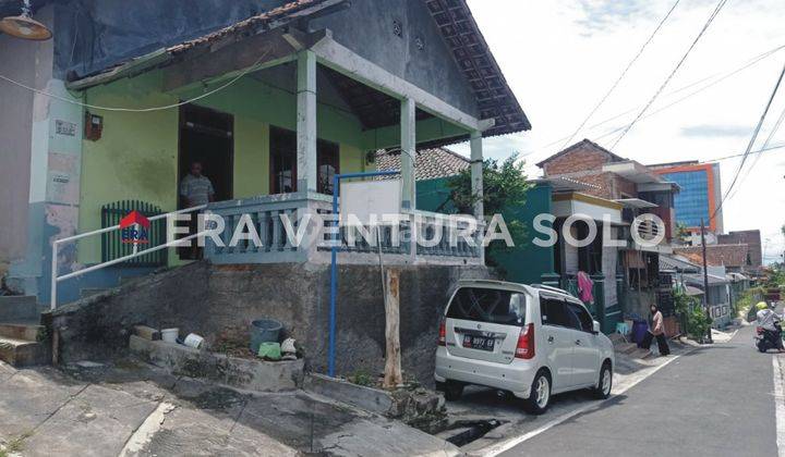 Rumah Murah Tengah Kota Solo Dekat Dengan Rumah Sakit Dan Kampus Uns  1