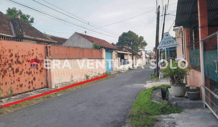 Rumah Tengah Kota Solo Dekat Dengan Stasiun Balapan Solo 1