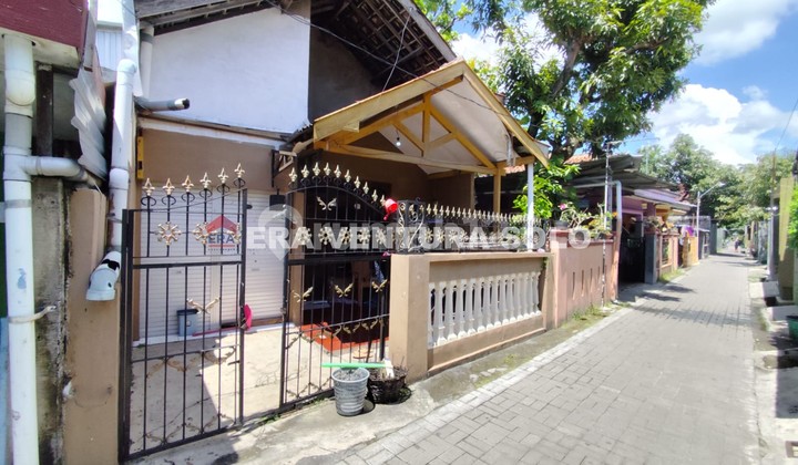 Strategic House Ready to Occupied Semanggi Solo Strategic House Ready to Occupied Semanggi Solo