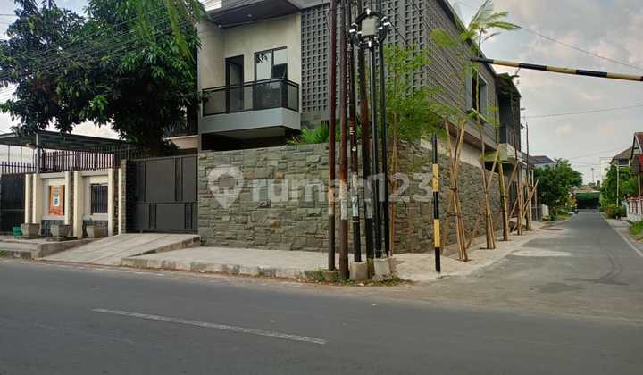 Rumah Baru Gress Strategis Sumber Solo 2
