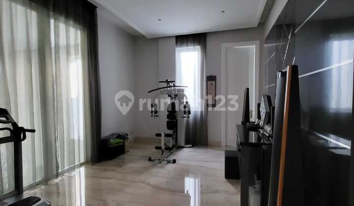 Rumah Mewah Full Furnish di Lokasi Terbaik Alam Sutera 3