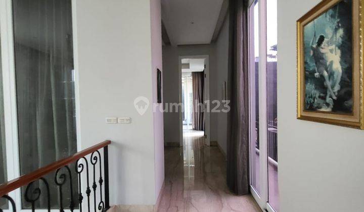 Rumah Mewah Full Furnish di Lokasi Terbaik Alam Sutera 8