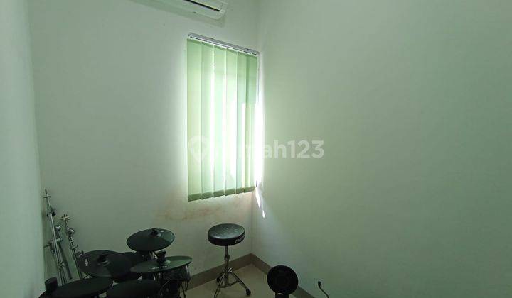 Rumah Bagus Semi Furnished SHM Kalidoni, Palembang 2