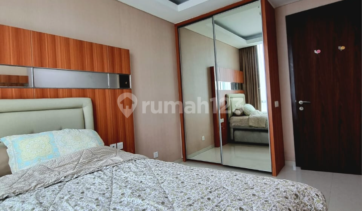 Apartment Kemang Village 3 BR Furnished, Private Lift, Lantai Tinggi