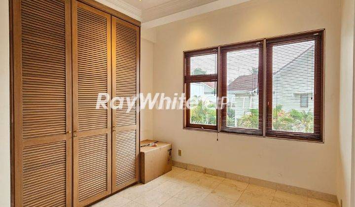 Townhouse 2  lantai di  Pejaten Barat ID3775 2