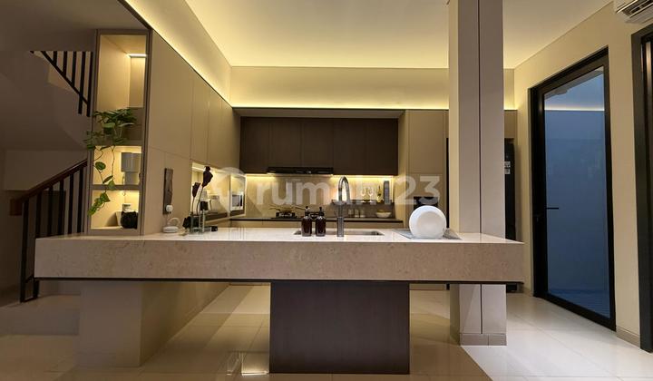 Di Jual Rumah Furnish Corner Cluster Astha Suvarna Sutera 2