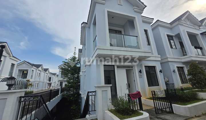 For Rent New Corner House Viridia Lavon 2 Cikupa Tangerang For Rent New Corner House Viridia Lavon 2 Cikupa Tangerang