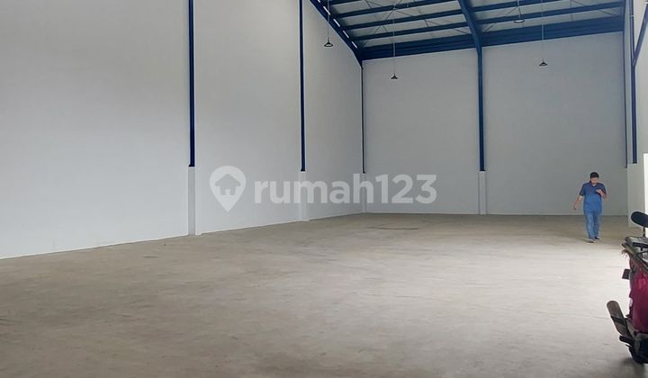 Warehouse for Rent in Kamal, Access for 40ft Containers, Busy Location Warehouse for Rent in Kamal, Access for 40ft Containers, Busy Location