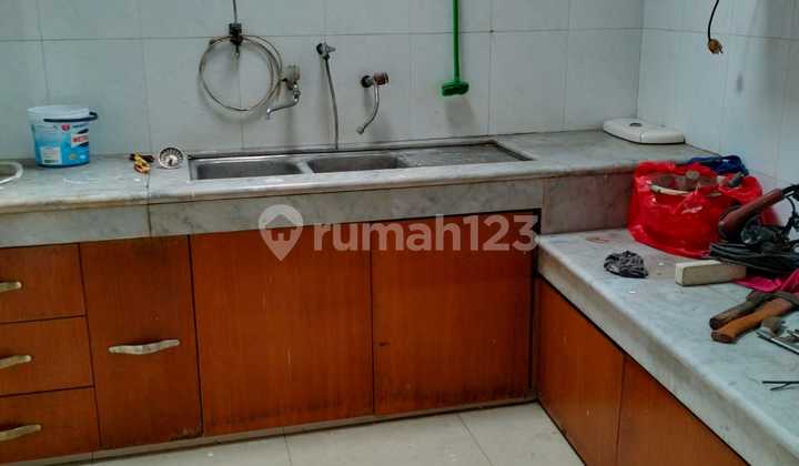 Dijual Rumah Jelambar Siap Huni Kondisi Rapih 2
