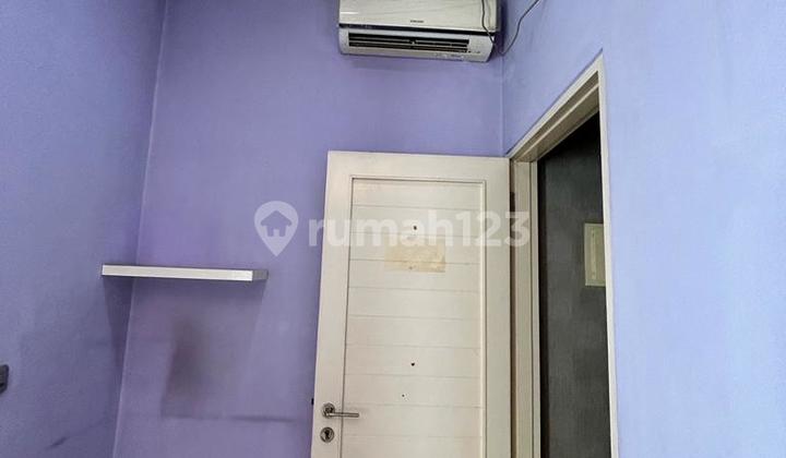 DISEWAKAN RUMAH GOLF LAKE CENGKARENG FULL FUENISH KONDISI BAGUS