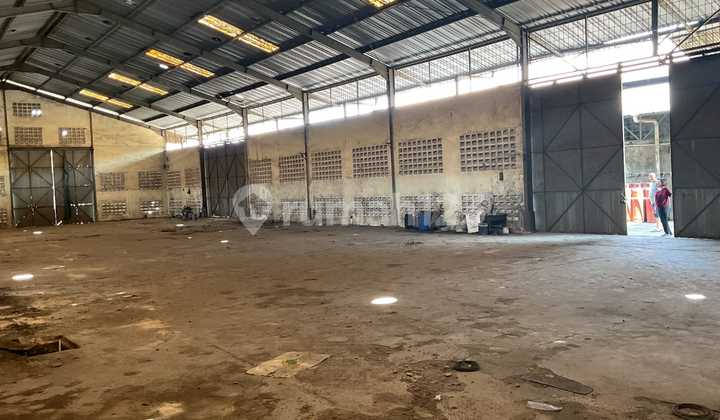 Dijual Gudang Menceng Lokasi Strategis dan Ramai