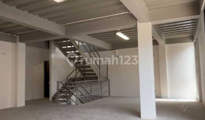 WAREHOUSE FOR RENT IN TANGERANG WITH 40FT CONTAINER ACCESS AND INDUSTRIAL PERMIT