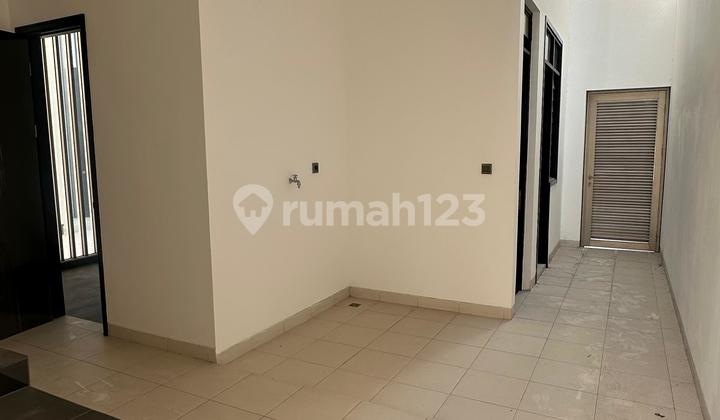 Dijual Rumah Pantai Indah Kapuk View Golf Kondisi Terenovasi 2