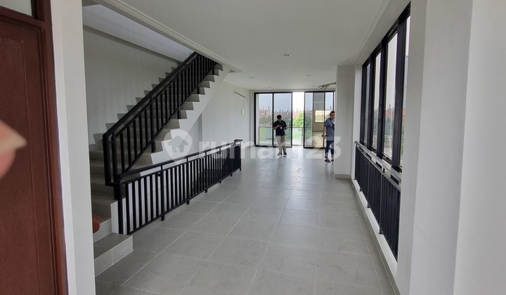 Disewakan Ruko Pik 2 Posisi Hook Lokasi Ramai