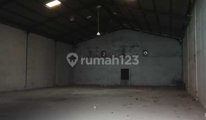 Gudang Dadap Lokasi Strategis 