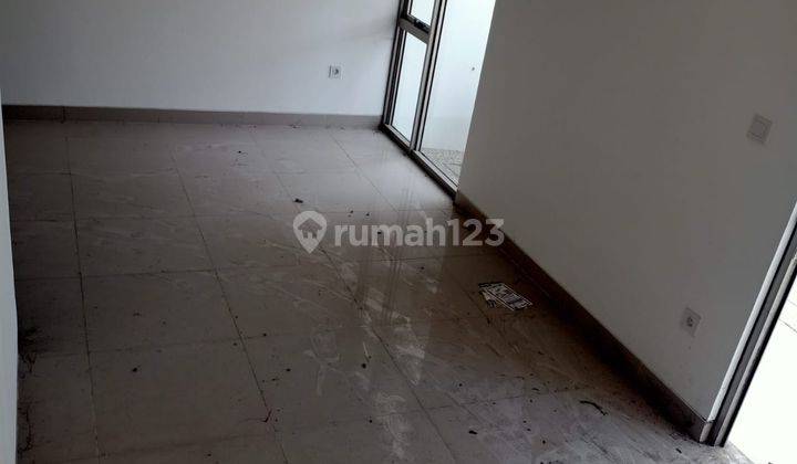 Rumah Pik 2 Lokasi Strategis  2