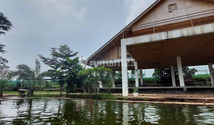 Villa Bandung Kurma Astaraja Pemandangan Sungai  2