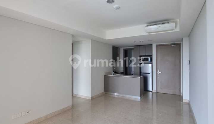 FOR SALE GOLD COAST PIK APARTMENT SEMI-FURNISHED SEA VIEW