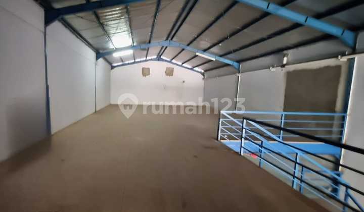 Warehouse for Sale in Daan Mogot Industrial Area, Busy Location