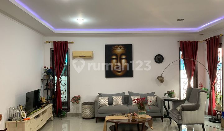 DIJUAL RUMAH JELAMBAR TERENOVASI SIAP HUNI DIJUAL RUMAH JELAMBAR TERENOVASI SIAP HUNI
