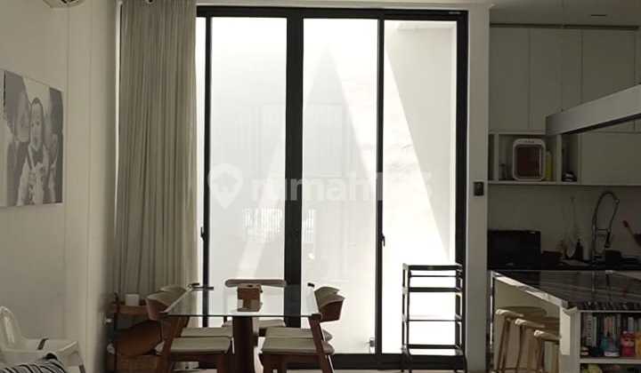 Dijual Rumah Muara Karang Ada Kolam Semifurnish 2