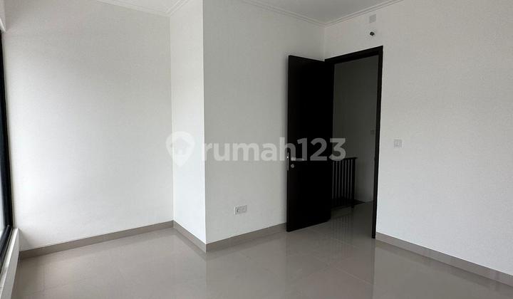 DIJUAL RUMAH PIK 2 KONDISI TERENOVASI SIAP HUNI