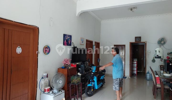 DIJUAL RUMAH JELAMBAR DUTA MAS KONDISI BAGUS SIAP HUNI