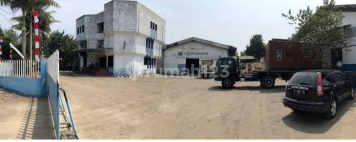 Cikokol Warehouse on Main Road, Container Accessible