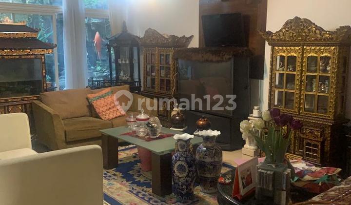 FOR SALE, READY-TO-OCCUPY HOUSE IN KELAPA GADING, GOOD CONDITION.